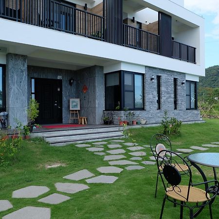 Moonlit Seaview Homestay Donghe Exterior foto