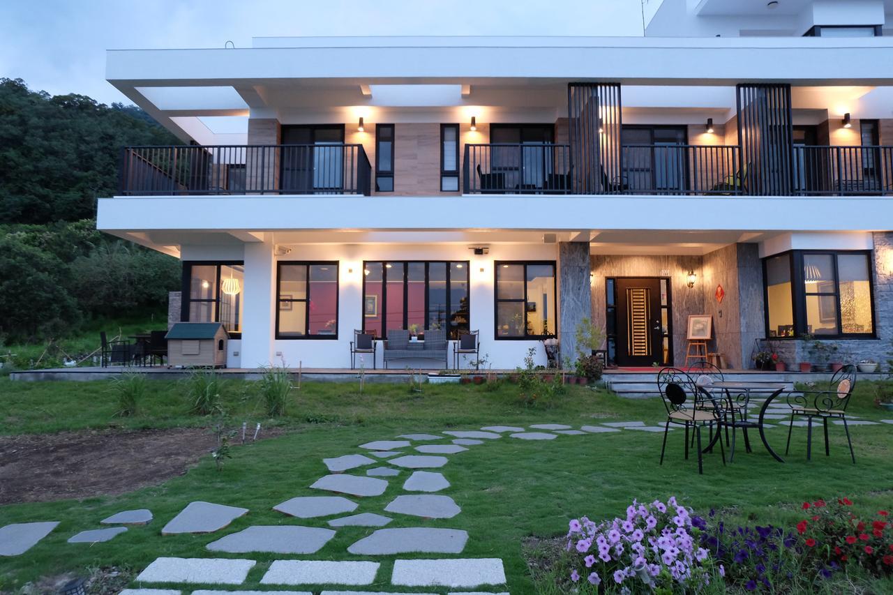 Moonlit Seaview Homestay Donghe Exterior foto